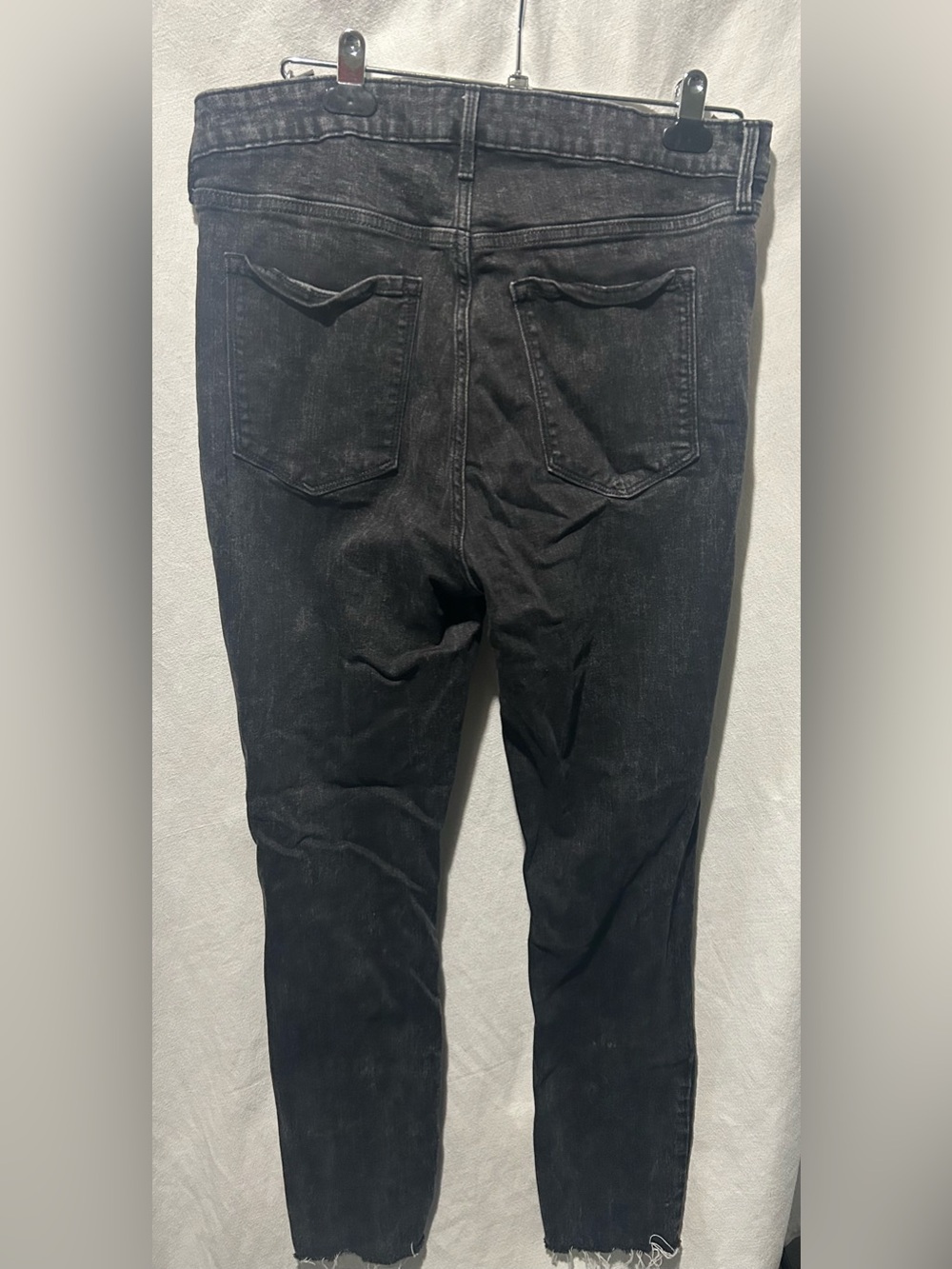 Old Navy Rockstar Super Skinny High Rise Distressed Black Jeans Size 14 - Picture 2 of 4